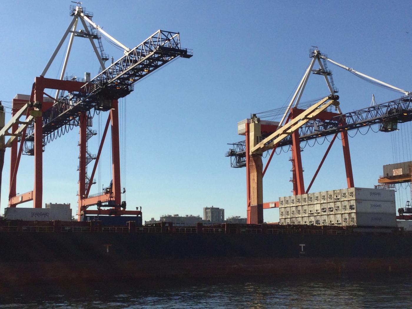 Hyper REAL Studio - image of cranes on industrial waterfront