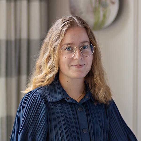 Virginia Fuss Headshot